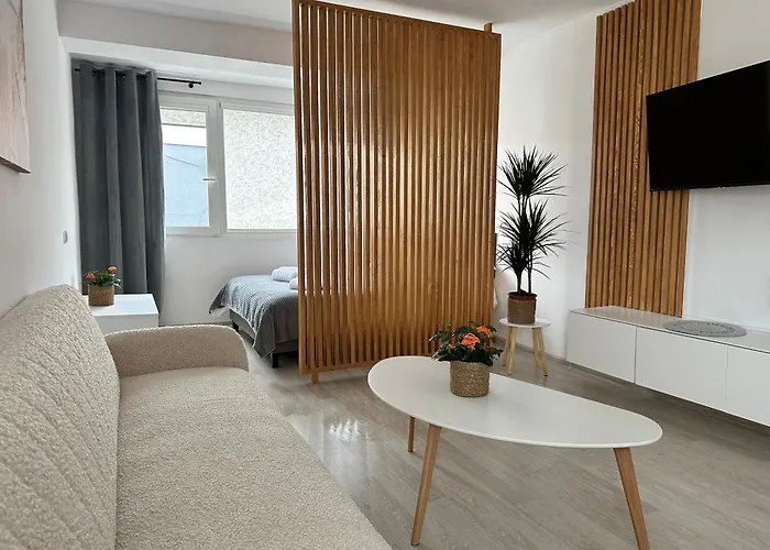 Anemos Πανσιόν 3*