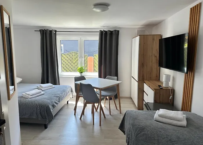 Πανσιόν Anemos Łeba